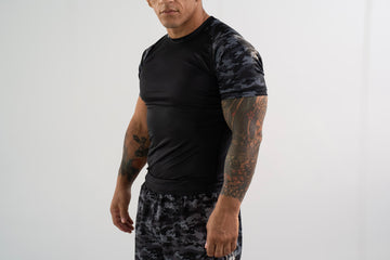 Men's Rash Guard Top — Black Camo